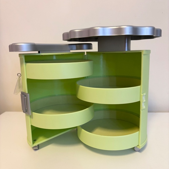 American Girl Doll Hair Styling Center Hairdresser Caddy Accessories Green 18” - Picture 2 of 4